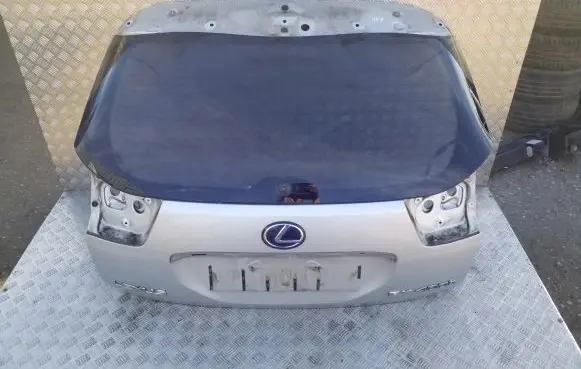 Lexus RX 330 - 350 - 400H Tailgate/trunk/boot lid