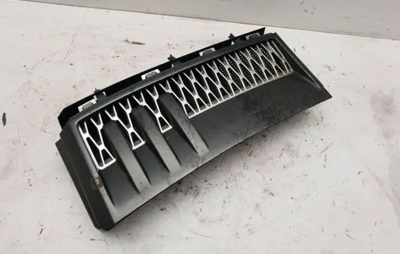 Land Rover Range Rover L322 Fender grill CK1UA LR011353