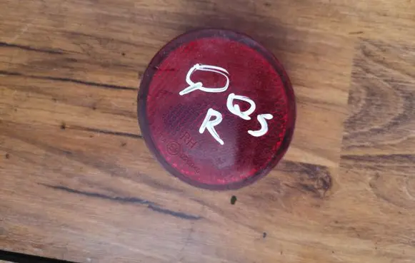 Nissan Qashqai Rear tail light reflector 22850100R