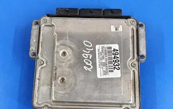 Renault Trafic II (X83) Engine control unit/module ECU 8200666516