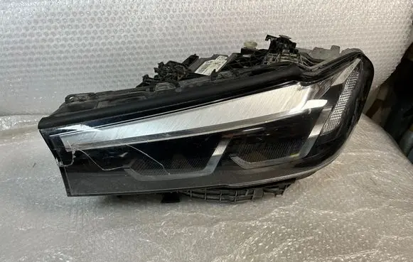 Headlight/headlamp