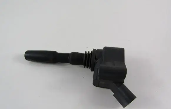 Skoda Citigo High voltage ignition coil 04E905110E