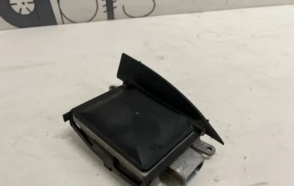 BMW X5 F15 Blind spot module 6873289
