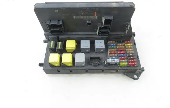 Mercedes-Benz Sprinter W906 Central body control module A9069011400 A9069004600
