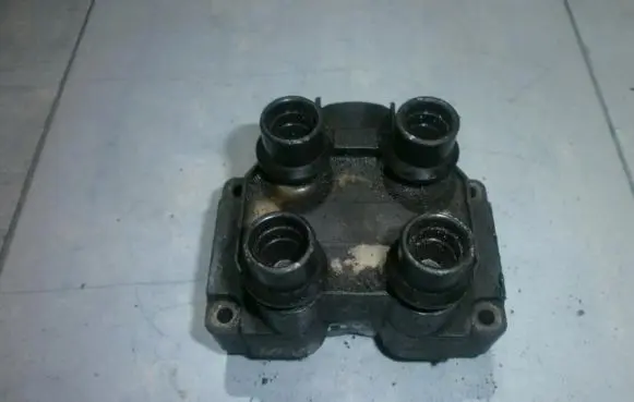 Ford Fiesta High voltage ignition coil 928F12029CA