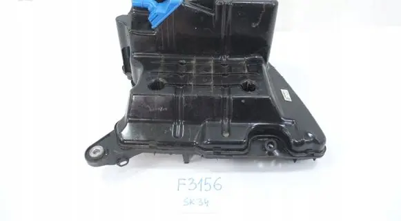 Audi A4 S4 B9 AdBlue liquid reservoir 8W0131878BP