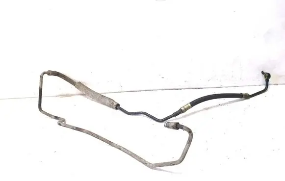 Toyota Avensis Verso Power steering hose/pipe/line 