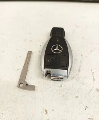 Mercedes-Benz E W212 Ignition lock 2129056601 2129055200 2127601906
