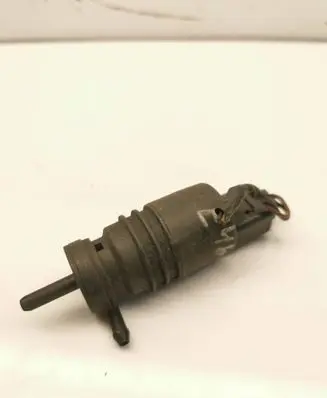 BMW 3 E46 Windscreen/windshield washer pump