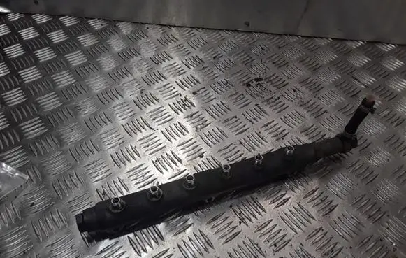 Volvo S60 Fuel main line pipe 0445215010 8658252