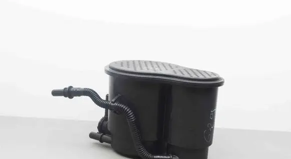 Active carbon filter fuel vapour canister