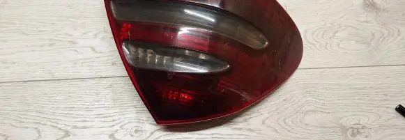 Mercedes-Benz E W211 Rear/tail lights A2118200364