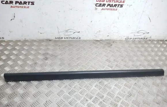 Mazda CX-7 Front door trim (molding) EG2151RB1