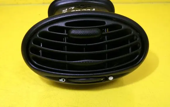 Ford Focus Dashboard side air vent grill/cover trim 98AB19893AKW