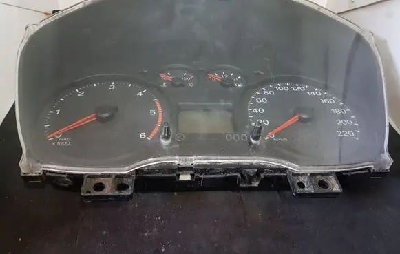 Ford Transit Speedometer (instrument cluster) 8C1T10849