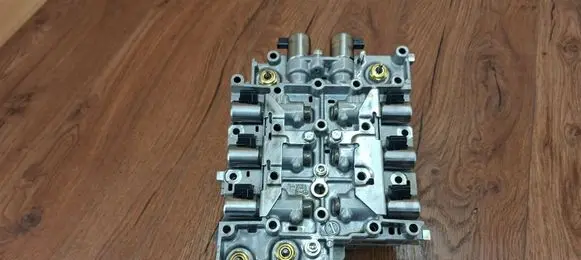 Renault Laguna III Transmission gearbox valve body 317058391R
