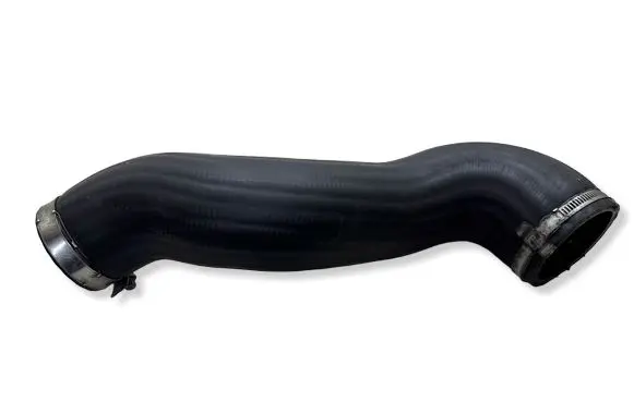 Volvo XC70 Intercooler hose/pipe 30778626