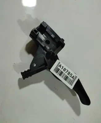 Opel Astra H Engine bonnet (hood) release handle 218186591