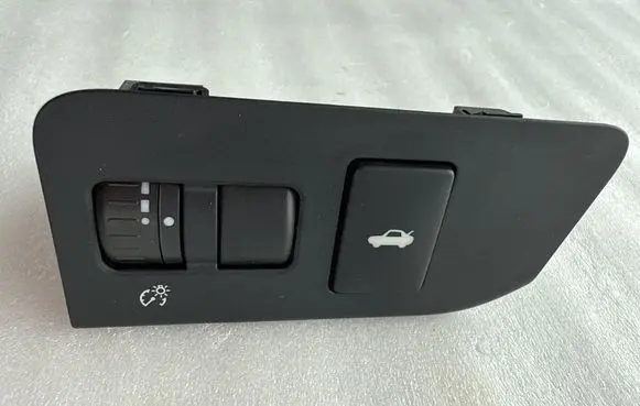Tailgate opening switch