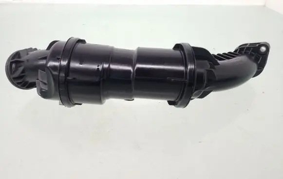 Volvo V60 Turbo air intake inlet pipe/hose 31431155