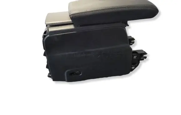 Peugeot 2008 II Armrest 9823377380 9825728080 9632110080