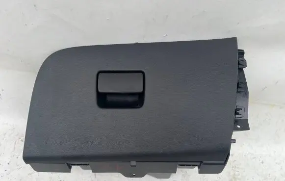 Opel Astra K Glove box 39046539
