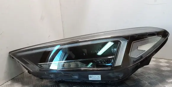 Hyundai Tucson TL Headlight/headlamp D792121C10
