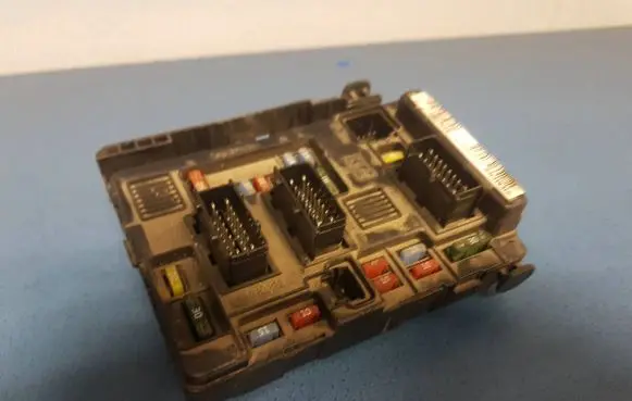 Citroen Berlingo Fuse box set U118470005