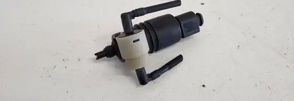 Audi A6 S6 C5 4B Windscreen/windshield washer pump 1J0973722