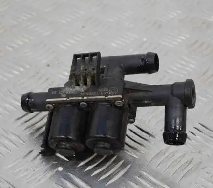 BMW 5 F10 F11 Other engine bay part 9119164