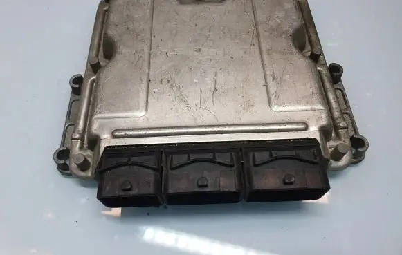 Renault Scenic I Engine control unit/module 0281001934