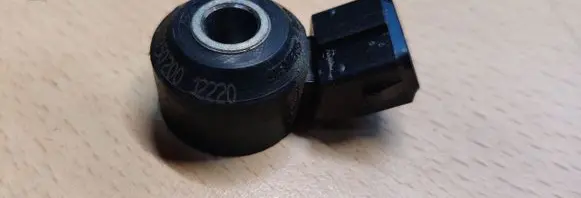 Mercedes-Benz B W246 W242 Detonation knock sensor A2709050200