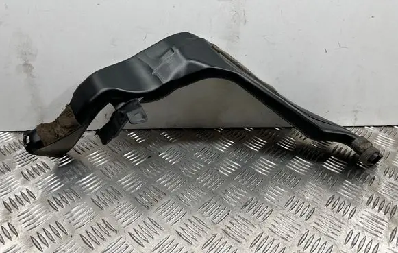 Cabin air duct channel