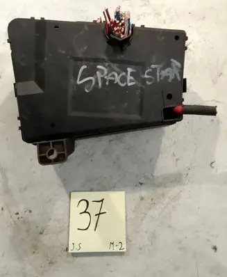 Mitsubishi Space Star Fuse module PA6GF10GB20