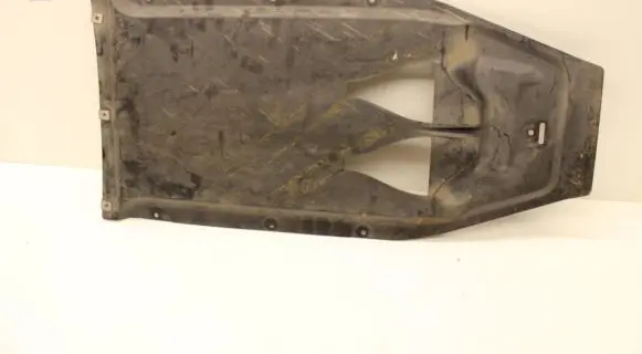 BMW M5 Front bumper skid plate/under tray 7905274