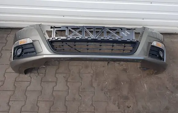 Volkswagen PASSAT CC Front bumper 