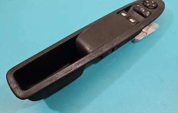 Electric window control switch