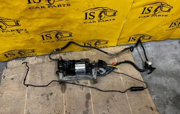 Porsche Cayenne (92A) Air suspension compressor/pump 7P0616006H