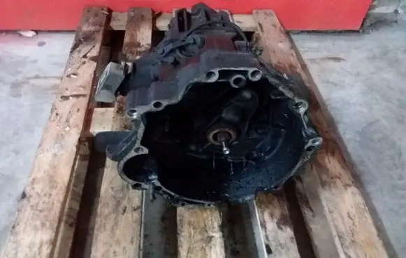Audi A6 S6 C4 4A Manual 5 speed gearbox CVL CVL29114
