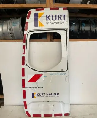 Mercedes-Benz Sprinter W907 W910 Door (2 Door Coupe) 