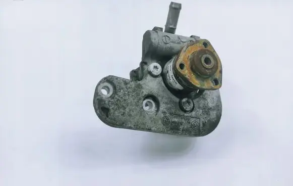 BMW M3 Power steering pump 678883802