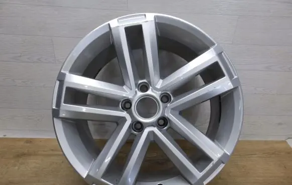 Volkswagen Amarok R19 alloy rim 