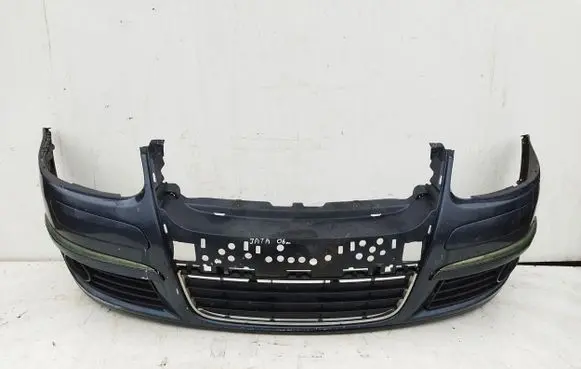 Volkswagen Jetta V Front bumper 1K0807221D