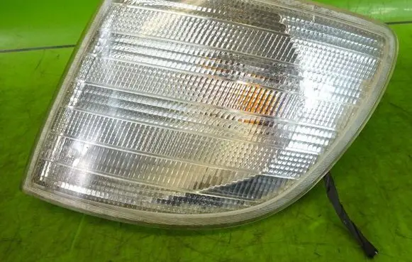 Mercedes-Benz Vito Viano W638 Front indicator light 