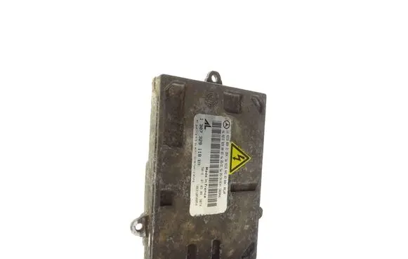 Mercedes-Benz S W221 LED ballast control module A2168203126 A2164420300 A2168200085