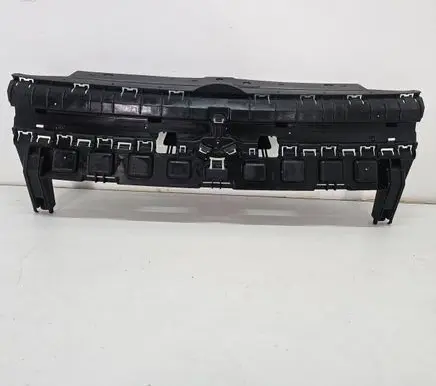 Volkswagen Caddy Front bumper upper radiator grill 2K7807231E