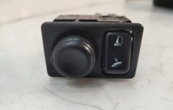 Nissan X-Trail T30 Other switches/knobs/shifts