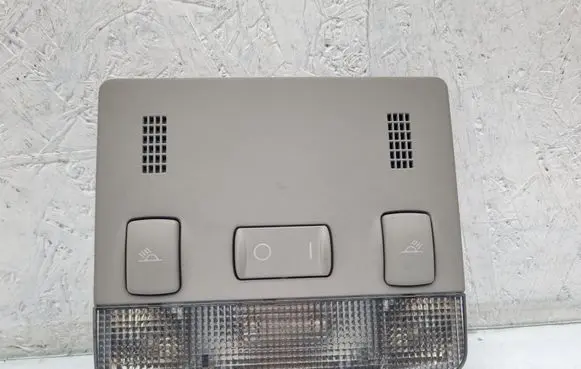 Audi A2 Front seat light 8Z0947111