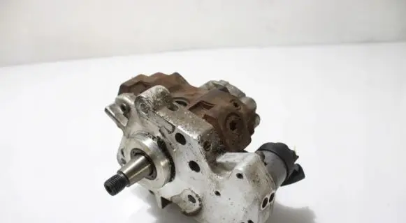 Fuel injection high pressure pump