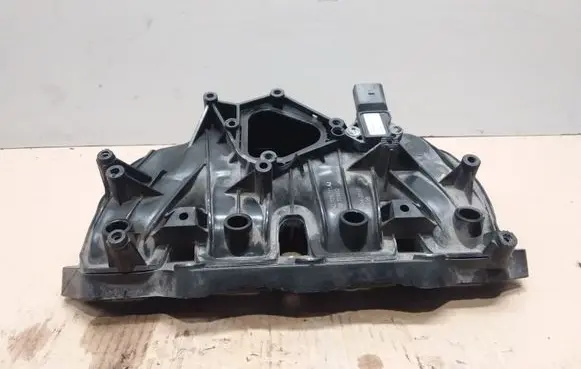 Volkswagen PASSAT B6 Intake manifold 03C129711AJ 038906051C 0281002401